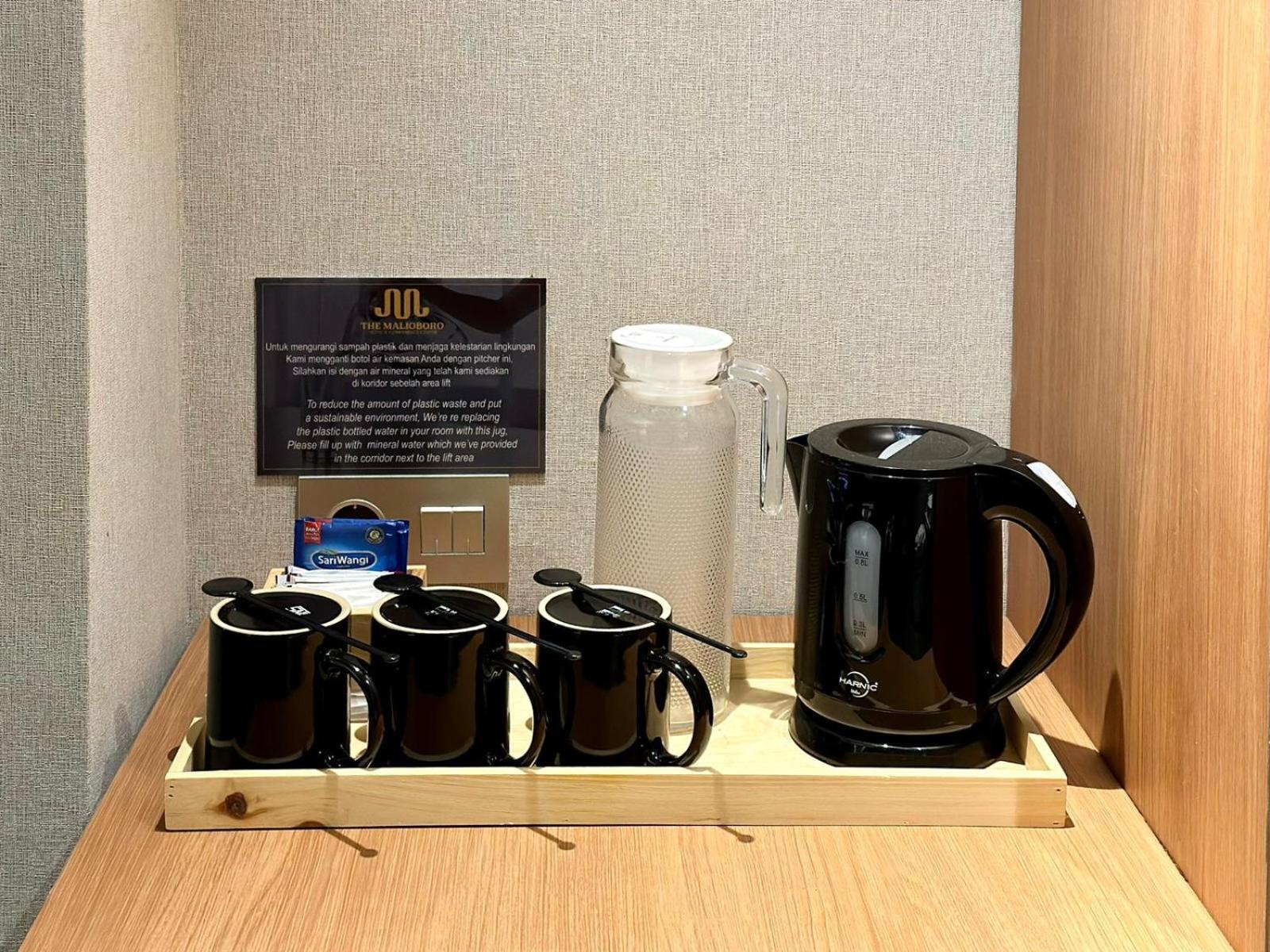 The Malioboro Hotel & Conference Center 日惹 外观 照片